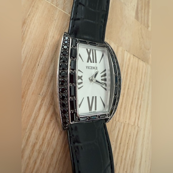Vicence ladies Milor Sterling silver black leather dress watch NEW BATTERY main image 8